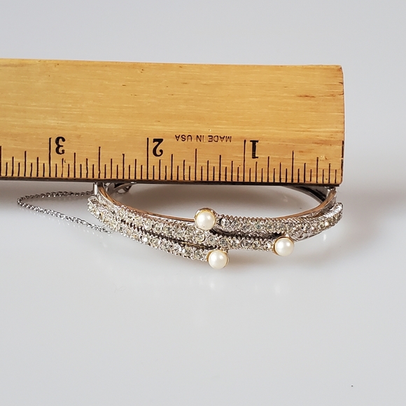 Antique Silver Textured Bracelet with Rhinestones and Pearls - Picture 7 of 7